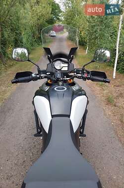 Мотоцикл Туризм Suzuki V-Strom 1000 2017 в 