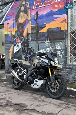 Спортбайк Suzuki V-Strom 1000 2014 в Киеве