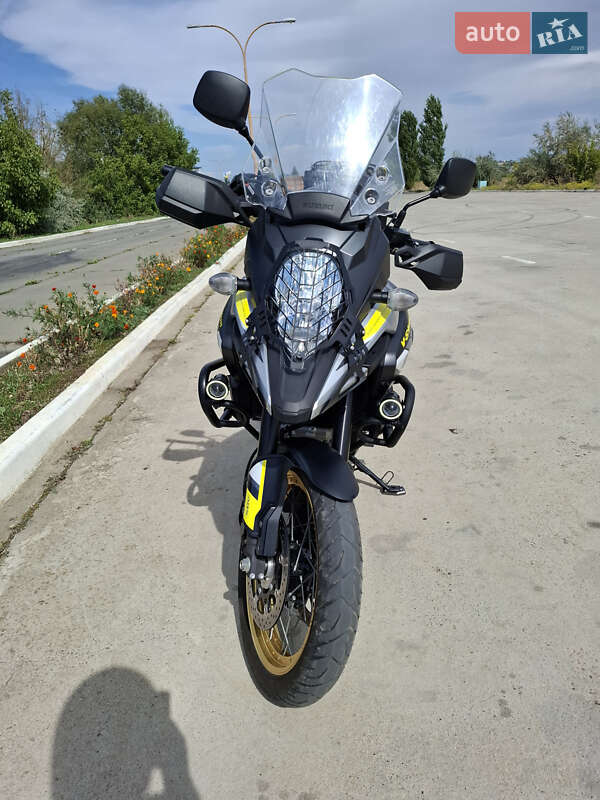 Мотоцикл Туризм Suzuki V-Strom 1050 DE 2018 в Николаеве фото 2 Мотоцикл Туризм Suzuki V-Strom 1050 DE 2018 в Николаеве