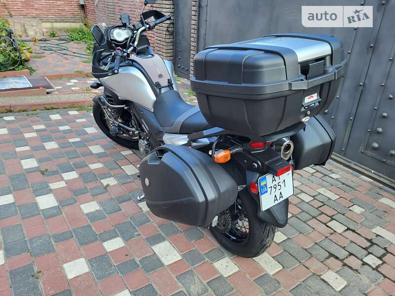 Мотоцикл Спорт-туризм Suzuki V-Strom 650/XT 2015 в Калуші