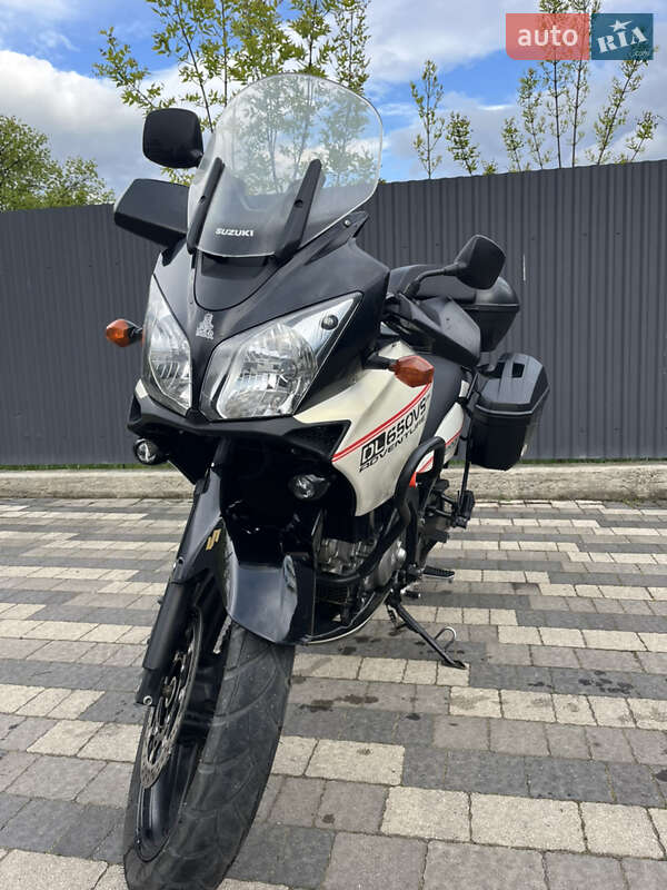 Мотоцикл Туризм Suzuki V-Strom 650 2007 в 