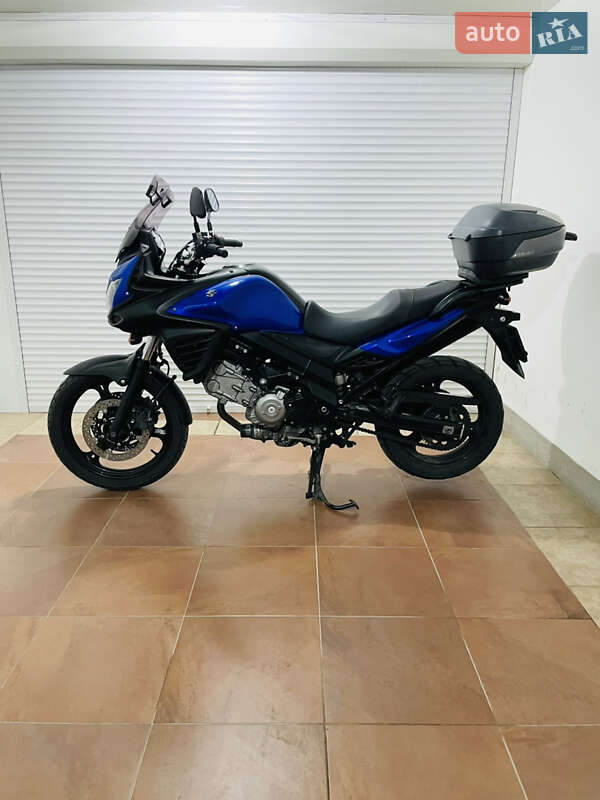 Мотоцикл Позашляховий (Enduro) Suzuki V-Strom 650 2013 в Києві