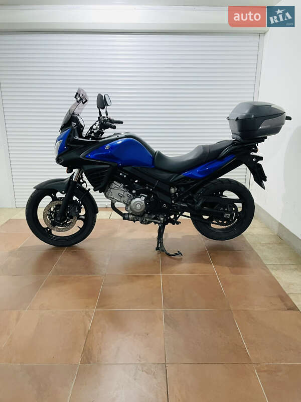 Мотоцикл Позашляховий (Enduro) Suzuki V-Strom 650 2013 в Києві