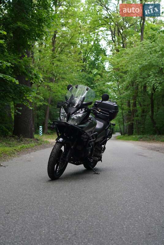 Suzuki V-Strom 650 2008