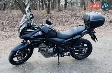Мотоцикл Туризм Suzuki V-Strom 650 2012 в 