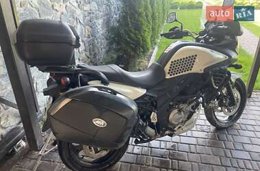 Мотоцикл Спорт-туризм Suzuki V-Strom 650 2012 в 