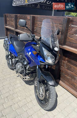 Мотоцикл Туризм Suzuki V-Strom 650 2006 в 