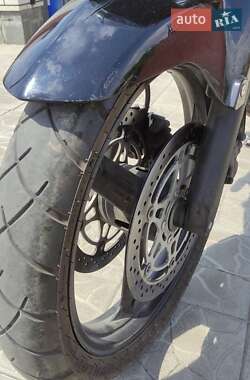 Мотоцикл Спорт-туризм Suzuki V-Strom 650 2005 в 
