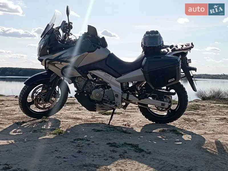 Suzuki V-Strom 650 2004