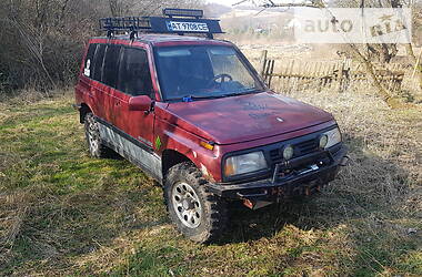 Внедорожник / Кроссовер Suzuki Vitara 1993 в Львове