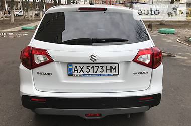 Позашляховик / Кросовер Suzuki Vitara 2016 в 