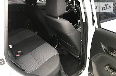Позашляховик / Кросовер Suzuki Vitara 2016 в 
