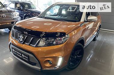 Внедорожник / Кроссовер Suzuki Vitara 2016 в Одессе