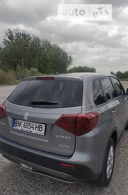 Внедорожник / Кроссовер Suzuki Vitara 2020 в Ровно