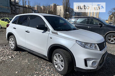 Позашляховик / Кросовер Suzuki Vitara 2019 в Києві