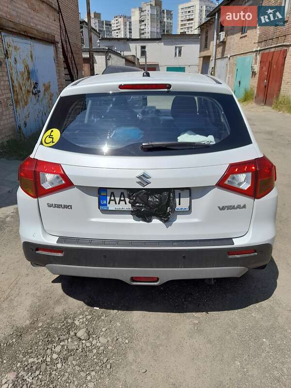 Внедорожник / Кроссовер Suzuki Vitara 2018 в Киеве