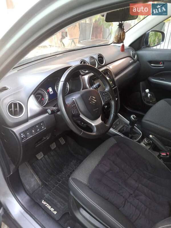 Внедорожник / Кроссовер Suzuki Vitara 2019 в Борщеве фото 3 Внедорожник / Кроссовер Suzuki Vitara 2019 в Борщеве
