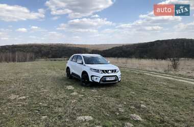 Внедорожник / Кроссовер Suzuki Vitara 2018 в Львове