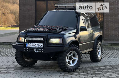 Внедорожник / Кроссовер Suzuki Vitara 1997 в Сваляве