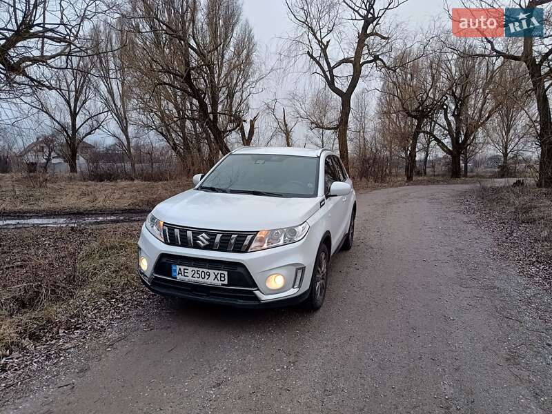 Внедорожник / Кроссовер Suzuki Vitara 2020 в Днепре