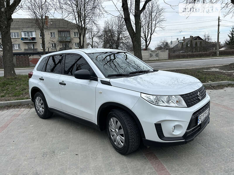 Внедорожник / Кроссовер Suzuki Vitara 2020 в Тернополе
