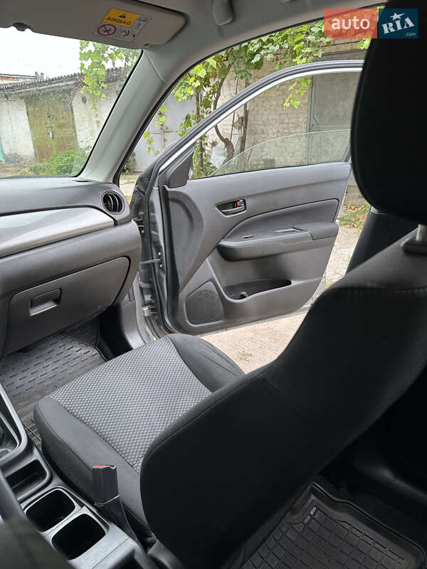 Позашляховик / Кросовер Suzuki Vitara 2017 в Черкасах