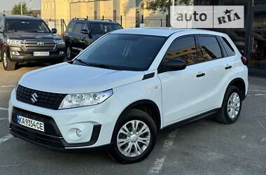 Внедорожник / Кроссовер Suzuki Vitara 2020 в Киеве