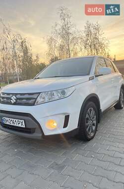 Внедорожник / Кроссовер Suzuki Vitara 2017 в Измаиле