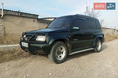 Внедорожник / Кроссовер Suzuki Vitara 1993 в Каменском