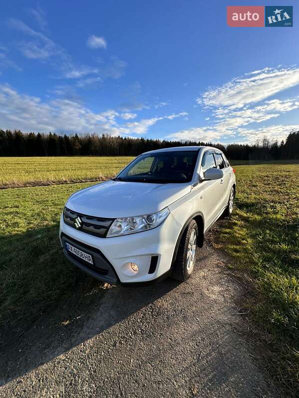 Позашляховик / Кросовер Suzuki Vitara 2016 в Києві