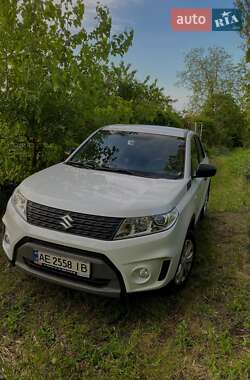 Позашляховик / Кросовер Suzuki Vitara 2017 в Дніпрі