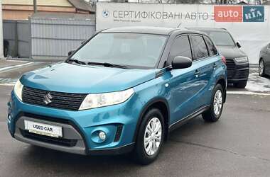 Внедорожник / Кроссовер Suzuki Vitara 2016 в Полтаве