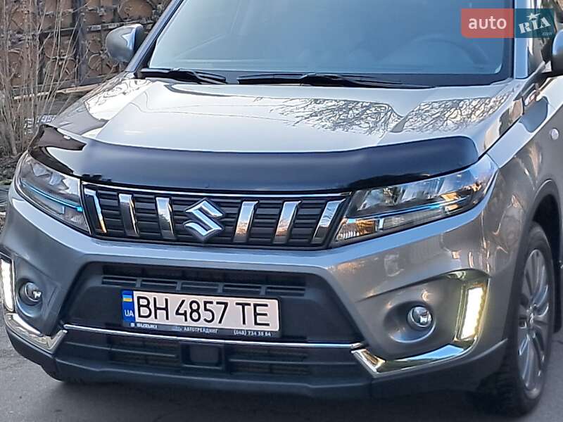 Внедорожник / Кроссовер Suzuki Vitara 2022 в Одессе