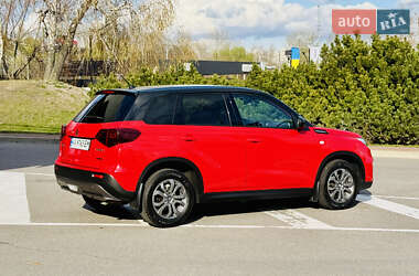 Внедорожник / Кроссовер Suzuki Vitara 2021 в 