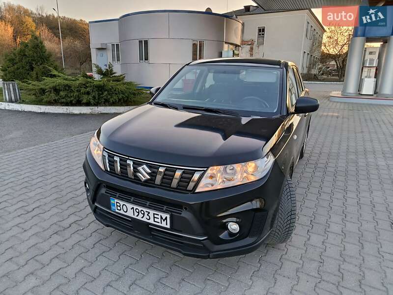 Позашляховик / Кросовер Suzuki Vitara 2021 в Рівному