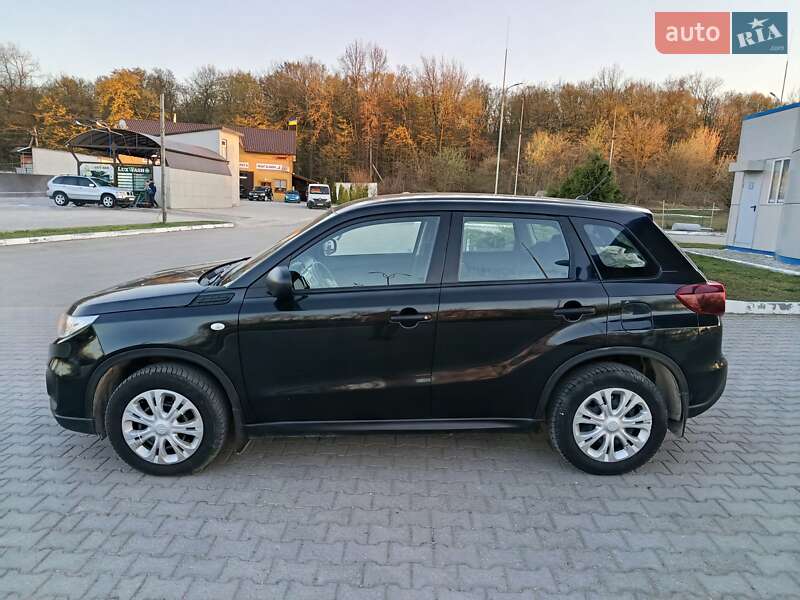 Позашляховик / Кросовер Suzuki Vitara 2021 в Рівному