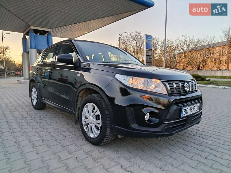 Позашляховик / Кросовер Suzuki Vitara 2021 в Рівному