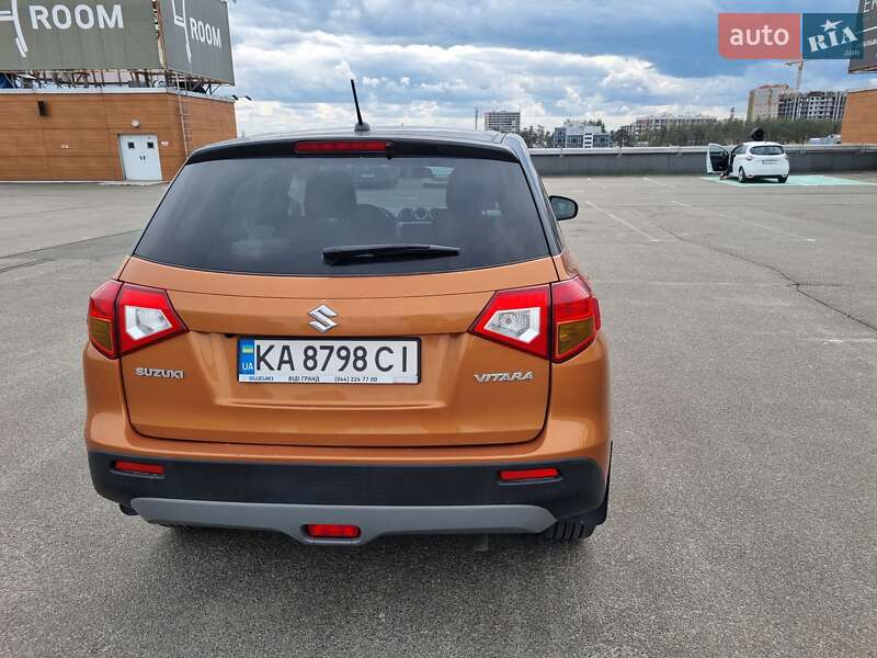Внедорожник / Кроссовер Suzuki Vitara 2015 в Киеве