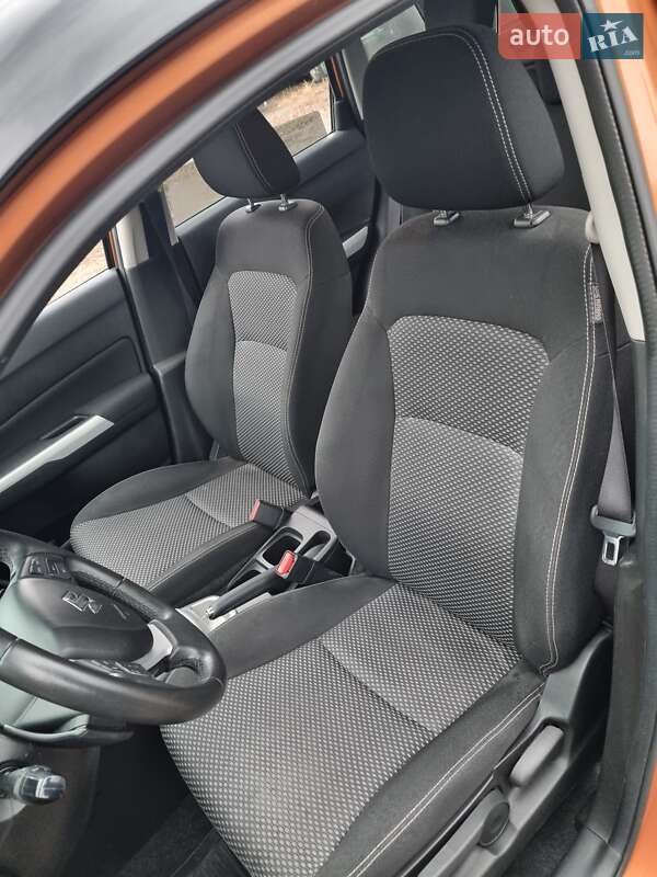 Внедорожник / Кроссовер Suzuki Vitara 2015 в Киеве