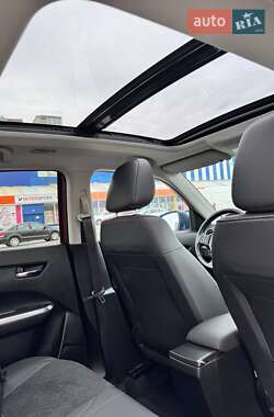 Позашляховик / Кросовер Suzuki Vitara 2019 в 