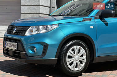 Внедорожник / Кроссовер Suzuki Vitara 2021 в 