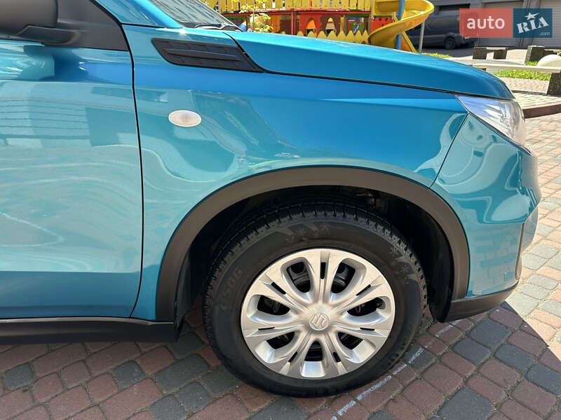 Позашляховик / Кросовер Suzuki Vitara 2021 в Івано-Франківську