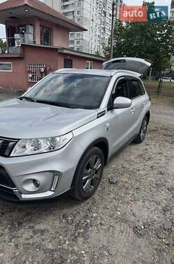 Позашляховик / Кросовер Suzuki Vitara 2019 в Києві
