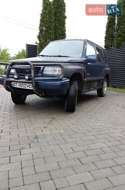 Внедорожник / Кроссовер Suzuki Vitara 1997 в Косове