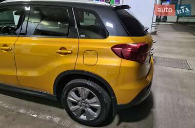 Позашляховик / Кросовер Suzuki Vitara 2020 в 