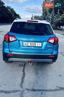Внедорожник / Кроссовер Suzuki Vitara 2015 в 