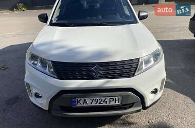 Внедорожник / Кроссовер Suzuki Vitara 2016 в Киеве