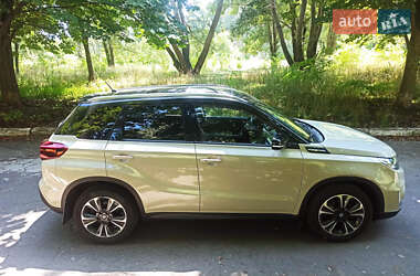 Внедорожник / Кроссовер Suzuki Vitara 2020 в Киеве