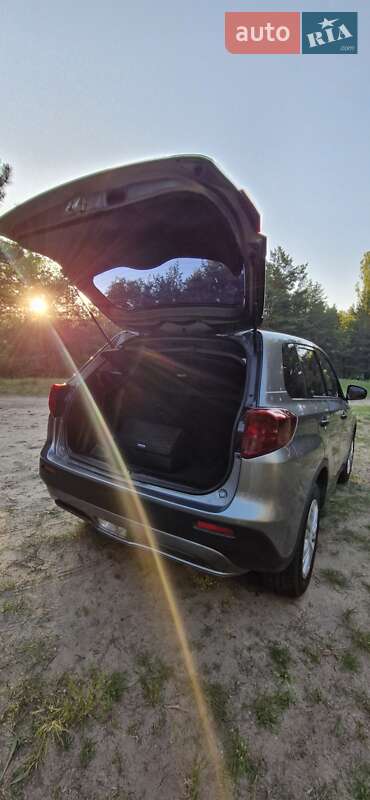 Внедорожник / Кроссовер Suzuki Vitara 2019 в Запорожье