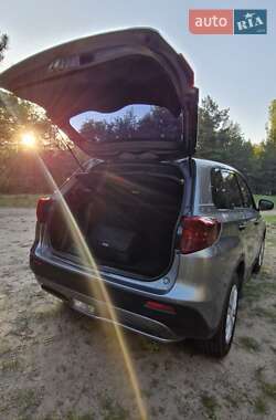 Внедорожник / Кроссовер Suzuki Vitara 2019 в 